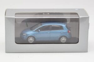 Volkswagen Golf Plus Mk5 Blue Metallic Minichamps 1:43 GOLF002 Metal — billede 4 af 4