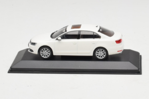 Volkswagen Jetta Mk6 Hvid Minichamps 1:43 JETTA003 Metal