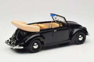 Volkswagen Beetle Cabriolet Sort Maisto 1:18 37800-M6 Metal — billede 3 af 8