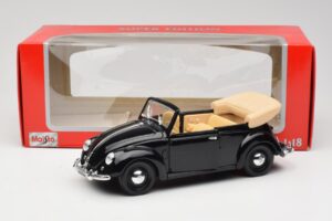Volkswagen Beetle Cabriolet Sort Maisto 1:18 37800-M6 Metal — billede 8 af 8