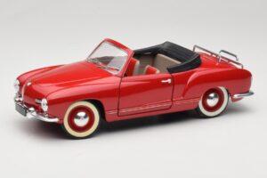 Volkswagen Karmann Ghia Cabriolet Rød Solido 1:18 8058 Metal