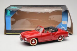 Volkswagen Karmann Ghia Cabriolet Rød Solido 1:18 8058 Metal — billede 8 af 8