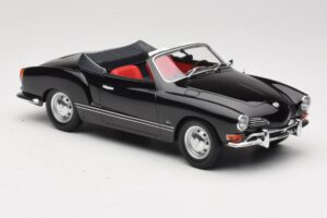 Volkswagen Karmann Ghia Cabriolet Sort Minichamps 1:18 155054031 Metal — billede 4 af 6