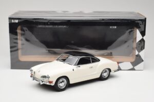 Volkswagen Karmann Ghia Creme Sort Minichamps 1:18 155054021 Metal — billede 6 af 6