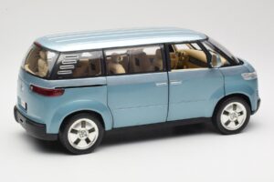 Volkswagen Microbus Concept Lysegrøn Revell 1:18 08444 Metal — billede 3 af 8