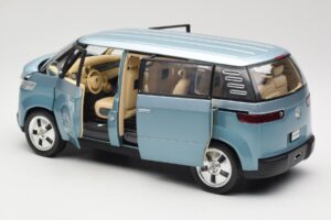 Volkswagen Microbus Concept Lysegrøn Revell 1:18 08444 Metal — billede 5 af 8