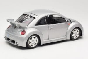 Volkswagen New Beetle RSi Sølv Bburago 1:18 3306 Metal — billede 3 af 8