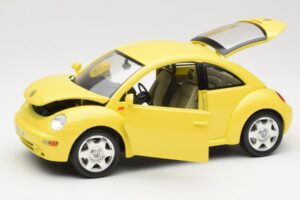 Volkswagen New Beetle Gul Bburago 1:18 BEETLE001 Metal — billede 2 af 8