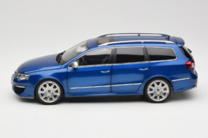 Volkswagen Passat B6 R36 Variant Blå NZG 1:18 KF044 Metal — billede 5 af 9