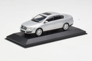 Volkswagen Passat B6 Sølv Minichamps 1:43 PASSAT003 Metal — billede 2 af 4