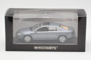 Volkswagen Phaeton 3D Grå Minichamps 1:43 3D0099300GPR7Q Metal — billede 4 af 4