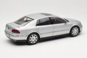Volkswagen Phaeton D1 Silver Metallic AUTOart 1:18 79742 Metal — billede 3 af 8