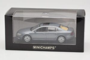 Volkswagen Phaeton Light Blue Metallic Minichamps 1:43 VW002 Metal — billede 4 af 4