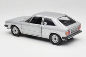 Volkswagen Scirocco GT Mk1 Silver Metallic Revell 1:18 08833 Metal — billede 7 af 8