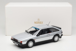 Volkswagen Scirocco Mk2 GTX 16V Flash Silver Norev 1:18 188635 Metal — billede 6 af 6