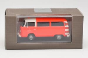Volkswagen T2 Bus Brandvæsen Frankfurt Minichamps 1:43 400053091-R Metal — billede 4 af 4