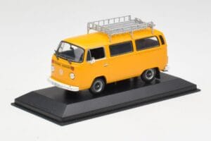 Volkswagen T2 Bus Gul Minichamps 1:43 400053002 Metal — billede 2 af 4