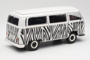 Volkswagen T2a Bus Safari Schuco 1:18 191 Metal — billede 3 af 8