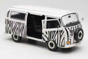 Volkswagen T2a Bus Safari Schuco 1:18 191 Metal — billede 5 af 8