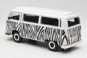 Volkswagen T2a Bus Safari Schuco 1:18 191 Metal — billede 7 af 8