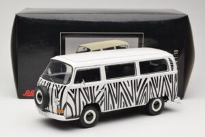 Volkswagen T2a Bus Safari Schuco 1:18 191 Metal — billede 8 af 8