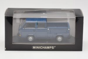 Volkswagen T3 Double Cab Flatbed Blå Minichamps 1:43 400055260 Metal — billede 4 af 4