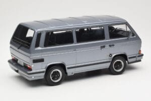 Volkswagen T3 Porsche B32 Minibus Blå KK-Scale 1:18 KKDC180221 Metal — billede 2 af 6