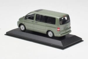 Volkswagen T5 Bus Fresco Green Minichamps 1:43 T5001-B Metal — billede 3 af 4