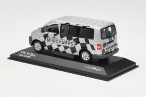 Volkswagen T5 Bus Minichamps Edition Minichamps 1:43 400052202 Metal — billede 3 af 4