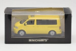 Volkswagen T5 Bus Gul Minichamps 1:43 842902111 Metal — billede 4 af 4