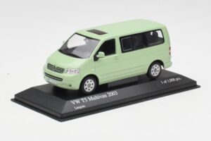 Volkswagen T5 Multivan California Limegrøn Minichamps 1:43 400052201 Metal — billede 2 af 4