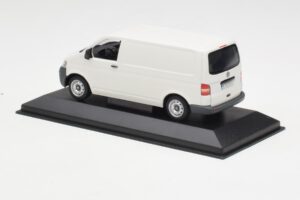 Volkswagen T5 Transporter Hvid Minichamps 1:43 T5002-B Metal — billede 3 af 4
