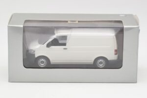 Volkswagen T5 Transporter Hvid Minichamps 1:43 T5002-B Metal — billede 4 af 4