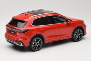 Volkswagen Tiguan eTSI R-Line Persimmon Red Metallic Otto 1:18 OT489 Resin — billede 2 af 6