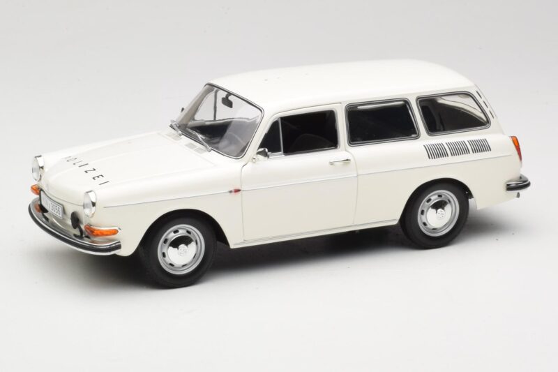 Volkswagen Type 3 1600 L Variant Politi Minichamps 1:18 100051091 Metal