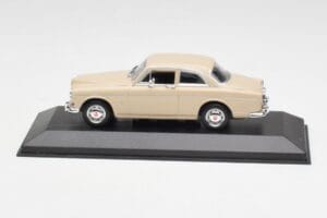 Volvo 121 Amazon Beige Minichamps 1:43 940171002 Metal