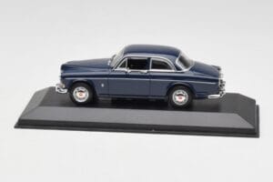 Volvo 121 Amazon Mørkeblå Minichamps 1:43 VOLVO012 Metal