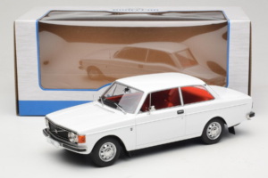 Volvo 142 Hvid MCG 1:18 MCG18445 Metal — billede 6 af 6