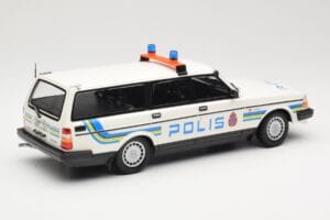 Volvo 240 GL Stationcar Polis Sweden Minichamps 1:18 155171480 Metal — billede 2 af 6