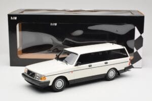 Volvo 240 GL Stationcar Hvid Minichamps 1:18 155171412 Metal — billede 6 af 6