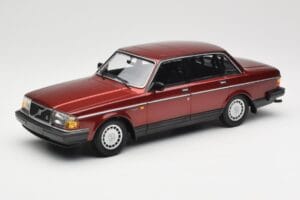 Volvo 240 GL Dark Red Metallic Minichamps 1:18 155171406 Metal