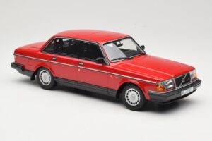 Volvo 240 GL Mørkerød Minichamps 1:18 166171401 Metal — billede 4 af 6