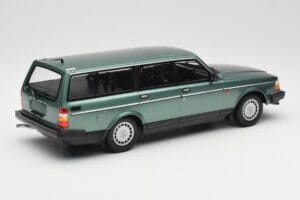 Volvo 240 GL Estate Green Metallic Minichamps 1:18 155171410 Metal — billede 2 af 6
