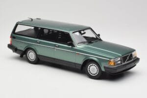 Volvo 240 GL Estate Green Metallic Minichamps 1:18 155171410 Metal — billede 4 af 6