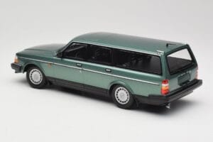 Volvo 240 GL Estate Green Metallic Minichamps 1:18 155171410 Metal — billede 5 af 6