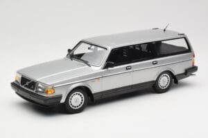 Volvo 240 GL Estate Sølv Minichamps 1:18 155171416 Metal