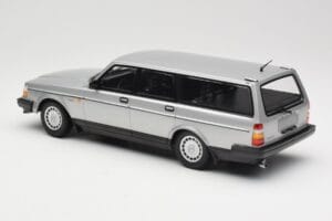 Volvo 240 GL Estate Sølv Minichamps 1:18 155171416 Metal — billede 5 af 6