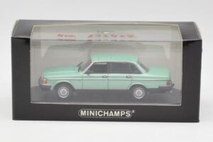 Volvo 240 GL Grøn Metallic Minichamps 1:43 400171402 Metal — billede 4 af 4