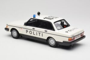 Volvo 240 GL Politi Denmark Minichamps 1:18 155171495 Metal — billede 5 af 6
