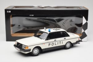 Volvo 240 GL Politi Denmark Minichamps 1:18 155171495 Metal — billede 6 af 6